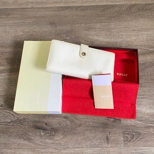 Bally White Leather Wallet